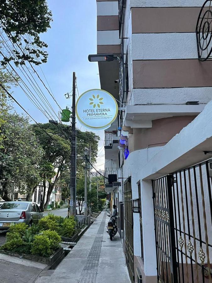 Hotel Eterna Primavera Medellín Buitenkant foto