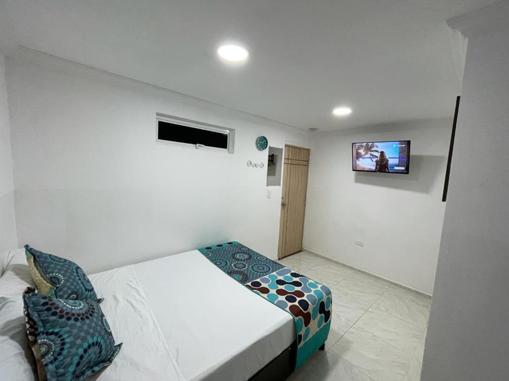 Hotel Eterna Primavera Medellín Buitenkant foto