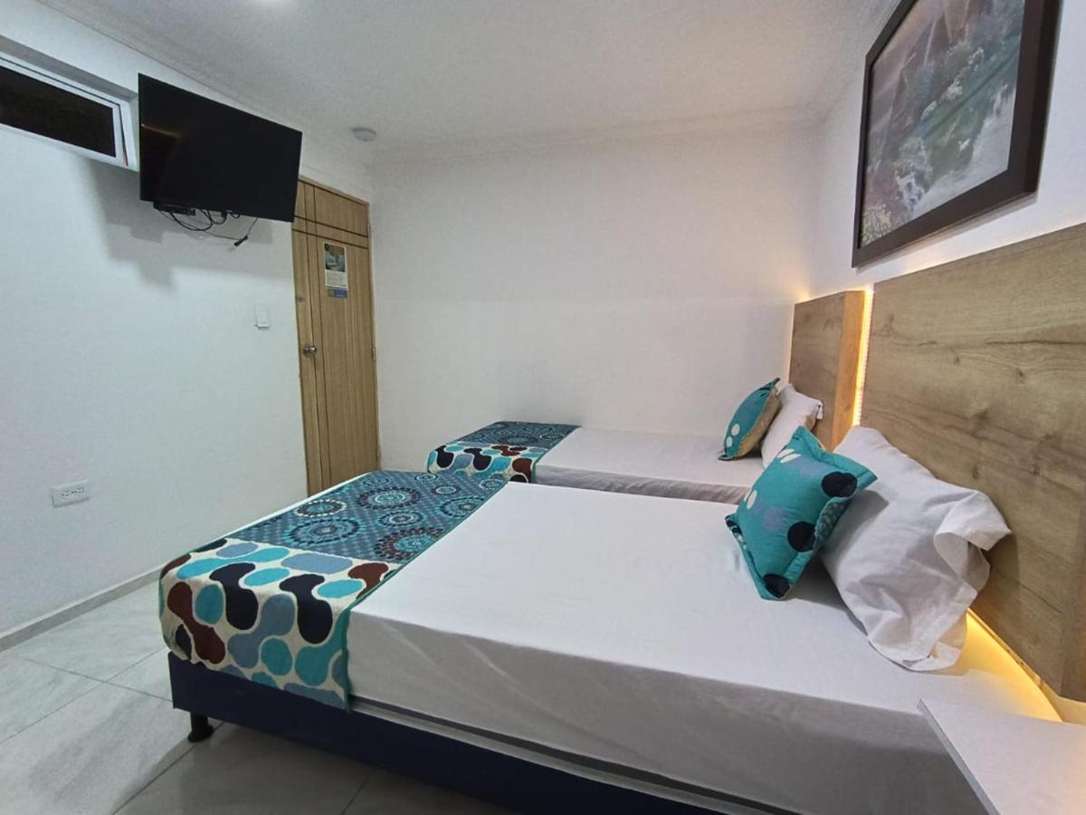 Hotel Eterna Primavera Medellín Buitenkant foto