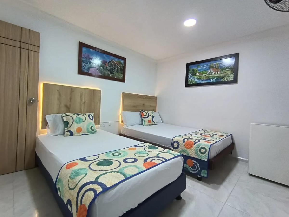 Hotel Eterna Primavera Medellín Buitenkant foto