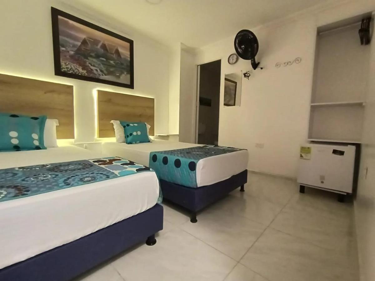 Hotel Eterna Primavera Medellín Buitenkant foto