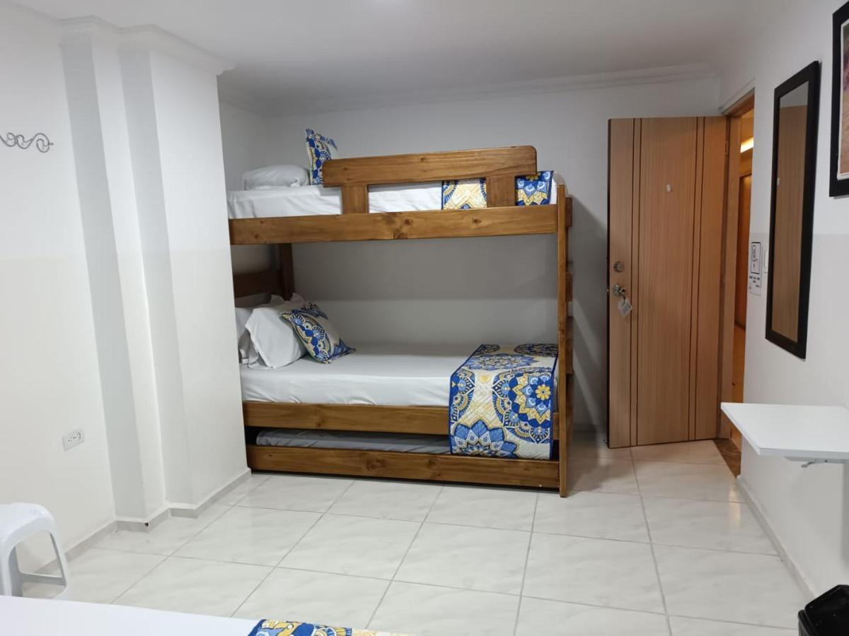 Hotel Eterna Primavera Medellín Buitenkant foto